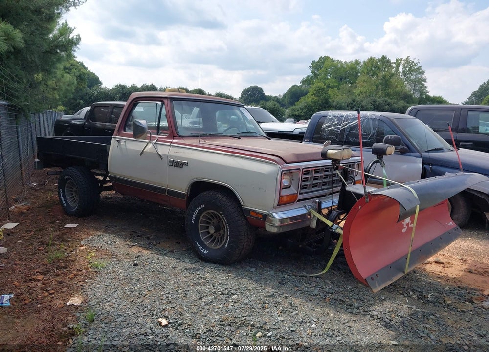1985 DODGE W-SERIES W100/W150 VIN: 1B7HW14W4FS651439