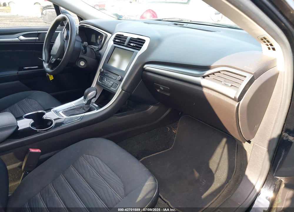 2016 FORD FUSION VIN: 3FA6P0H72GR286599
