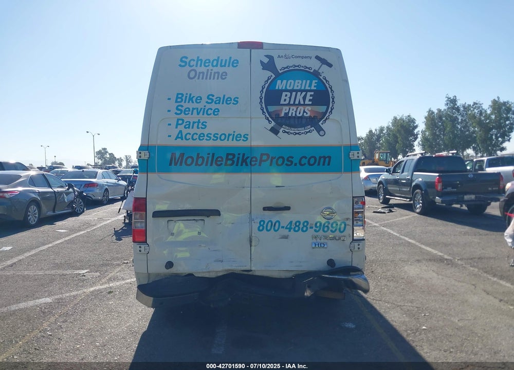 2013 NISSAN NV CARGO NV2500 HD SV V8 VIN: 1N6AF0LY0DN108144