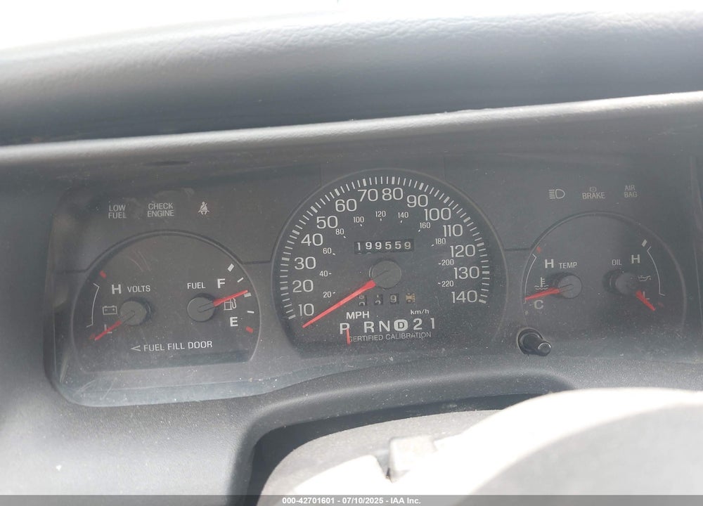 2004 FORD CROWN VICTORIA POLICE VIN: 2FAFP71W44X106319