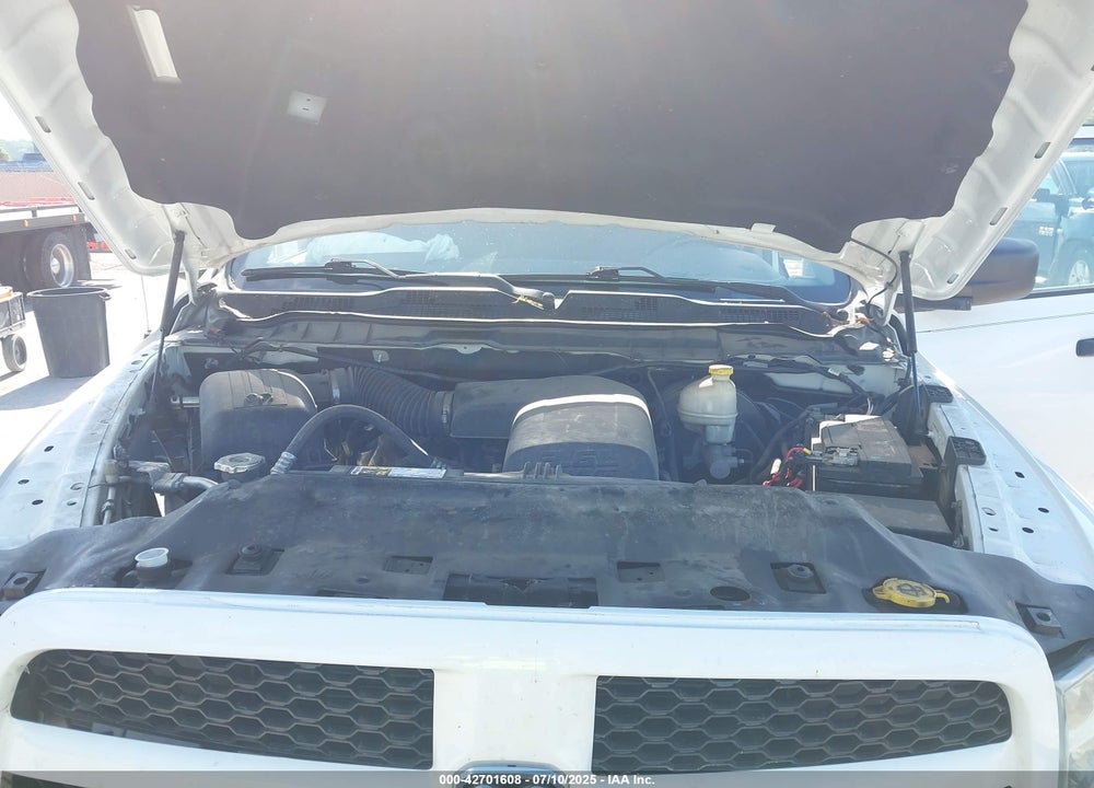 2016 RAM 1500 EXPRESS VIN: 1C6RR7FG3GS193325