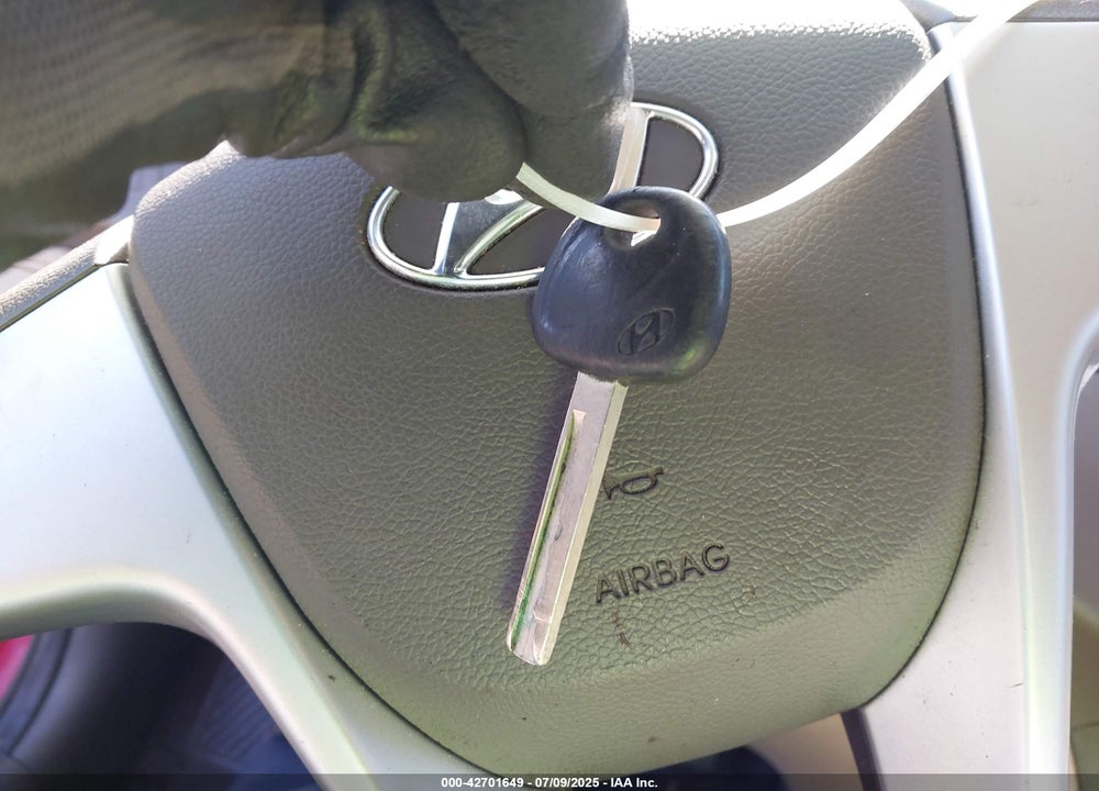 2012 HYUNDAI ACCENT VIN: KMHCT4AE0CU134649