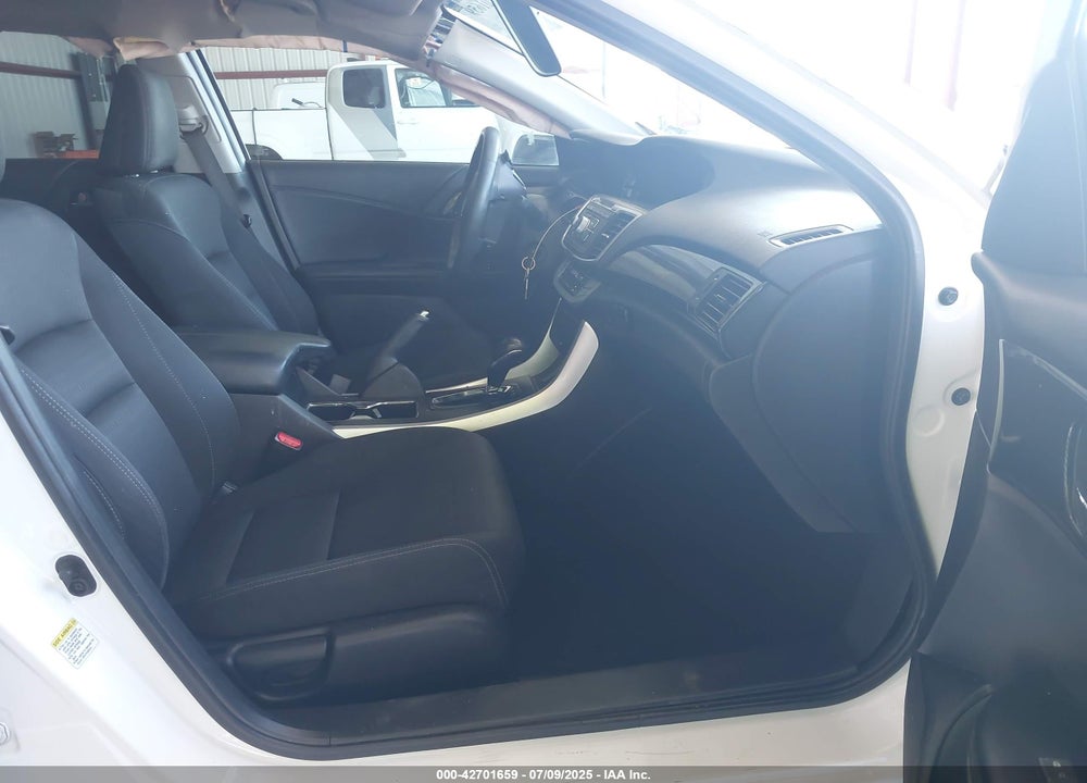 2015 HONDA ACCORD SPORT VIN: 1HGCR2F5XFA099433