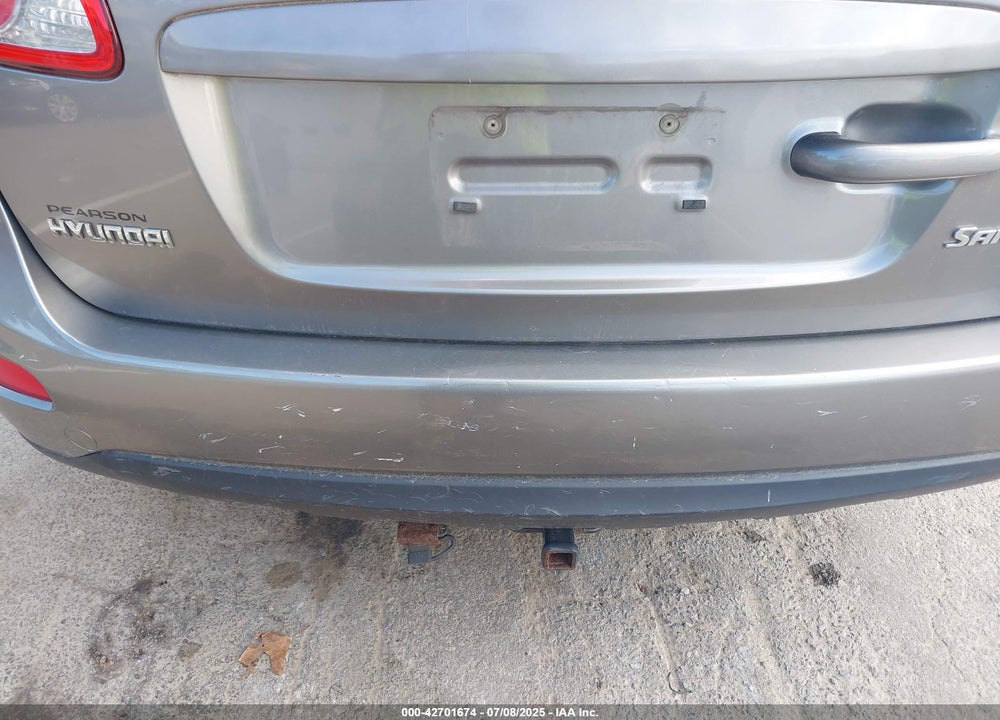 2011 HYUNDAI SANTA FE VIN: 5XYZHDAG5BG042065