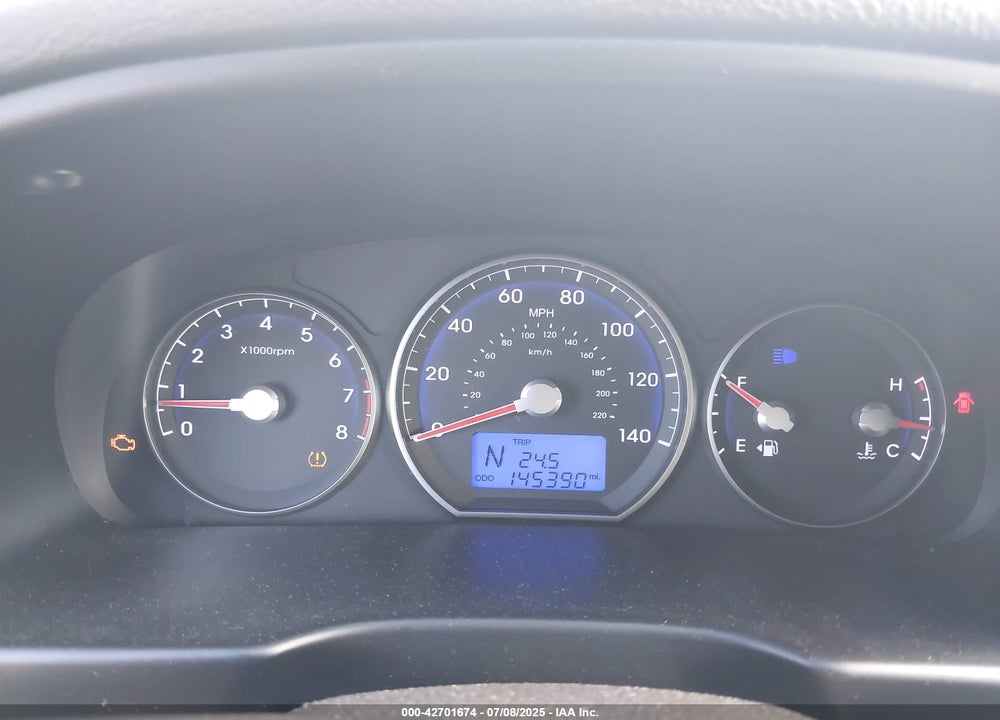 2011 HYUNDAI SANTA FE VIN: 5XYZHDAG5BG042065