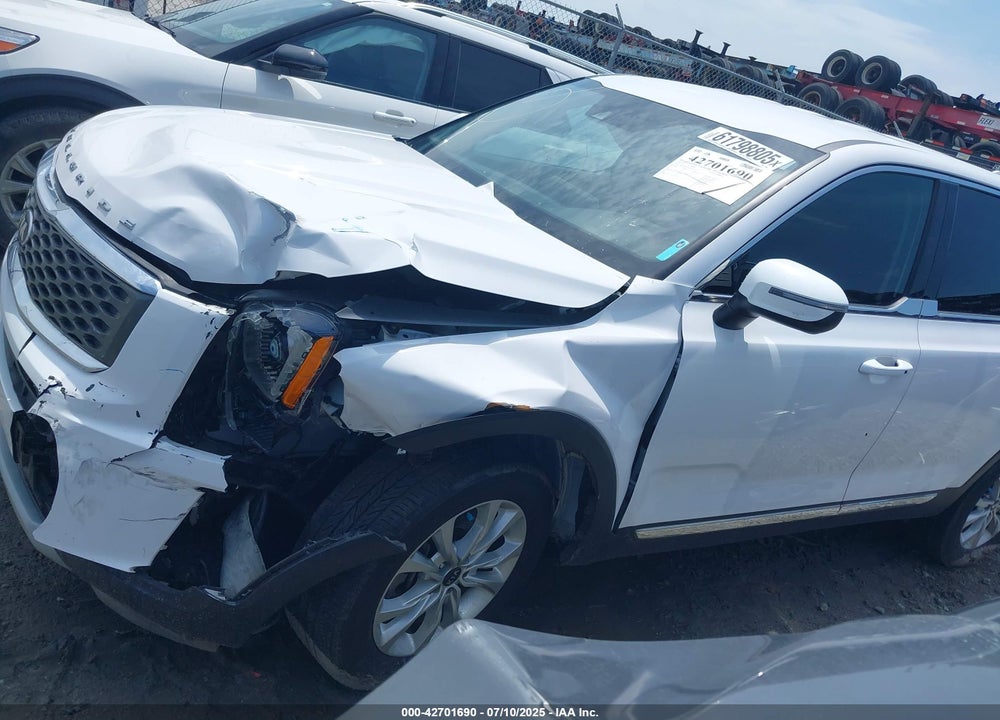 2021 KIA TELLURIDE VIN: 5XYP24HC1MG122025