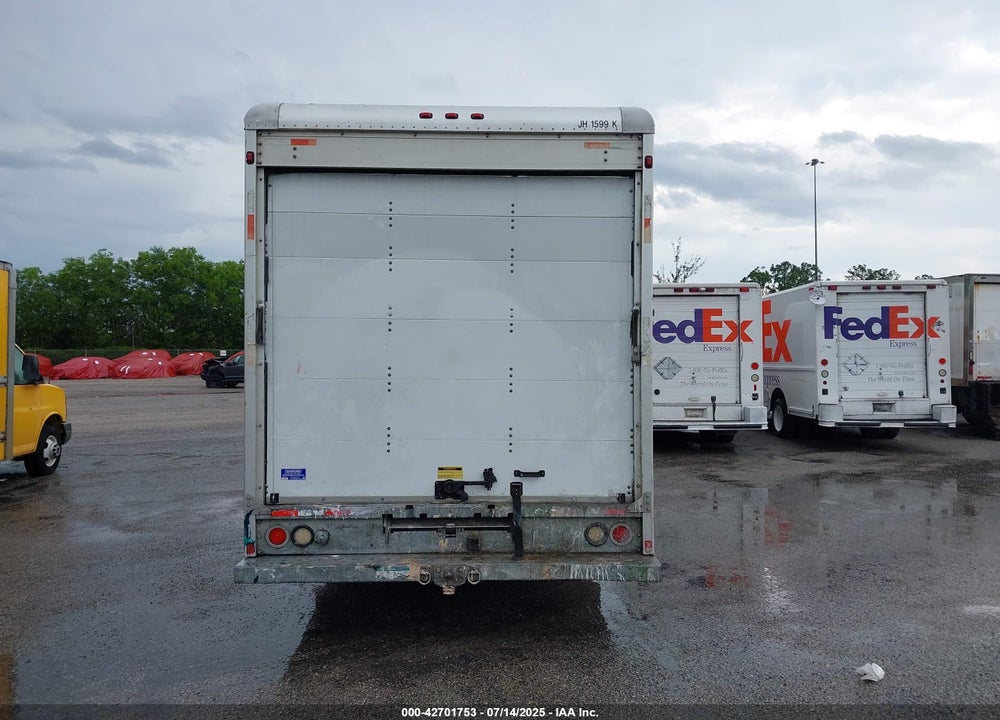 2005 GMC C5500 VIN: 1GDG5C1E45F905286