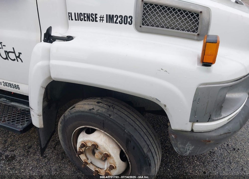 2005 GMC C5500 VIN: 1GDG5C1E45F905286