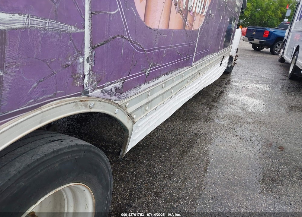2005 GMC C5500 VIN: 1GDG5C1E45F905286