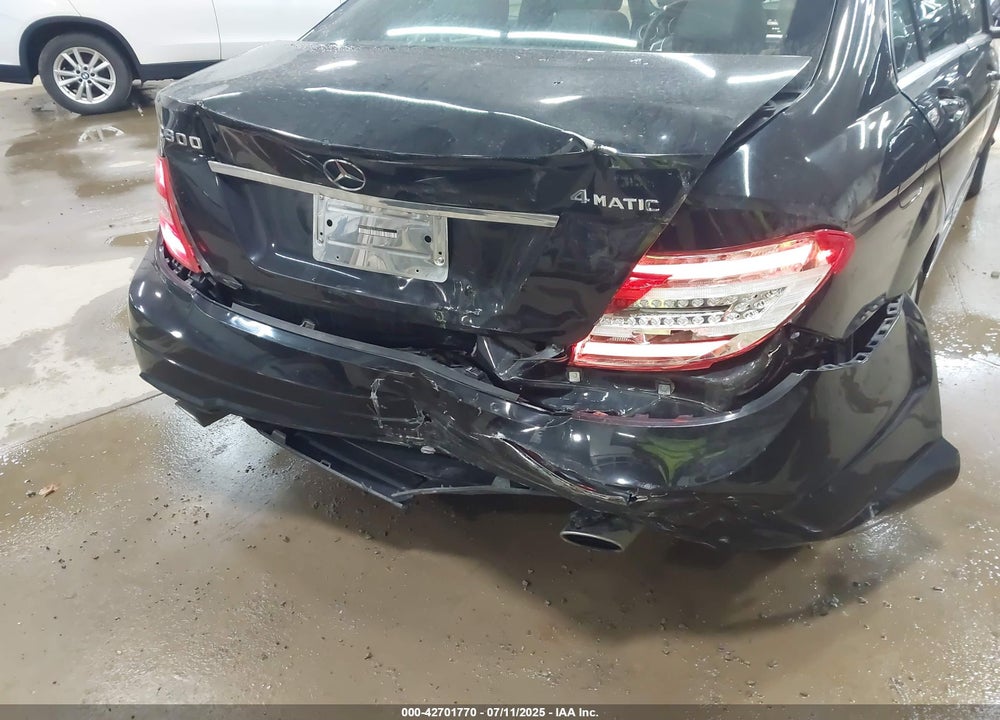 2012 MERCEDES-BENZ C 300 LUXURY 4MATIC/SPORT 4MATIC VIN: WDDGF8BB8CR234631