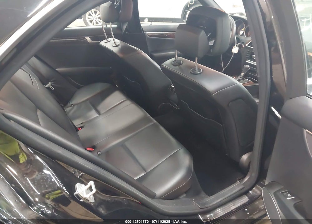 2012 MERCEDES-BENZ C 300 LUXURY 4MATIC/SPORT 4MATIC VIN: WDDGF8BB8CR234631