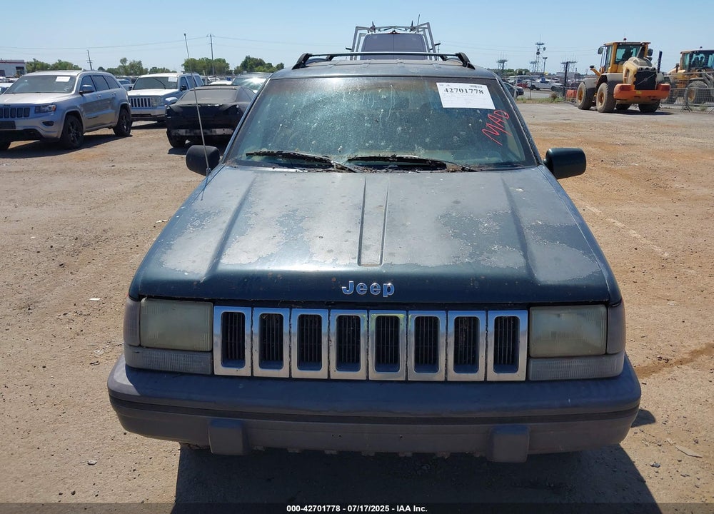 1994 JEEP GRAND CHEROKEE LAREDO VIN: 1J4GZ58S2RC118502