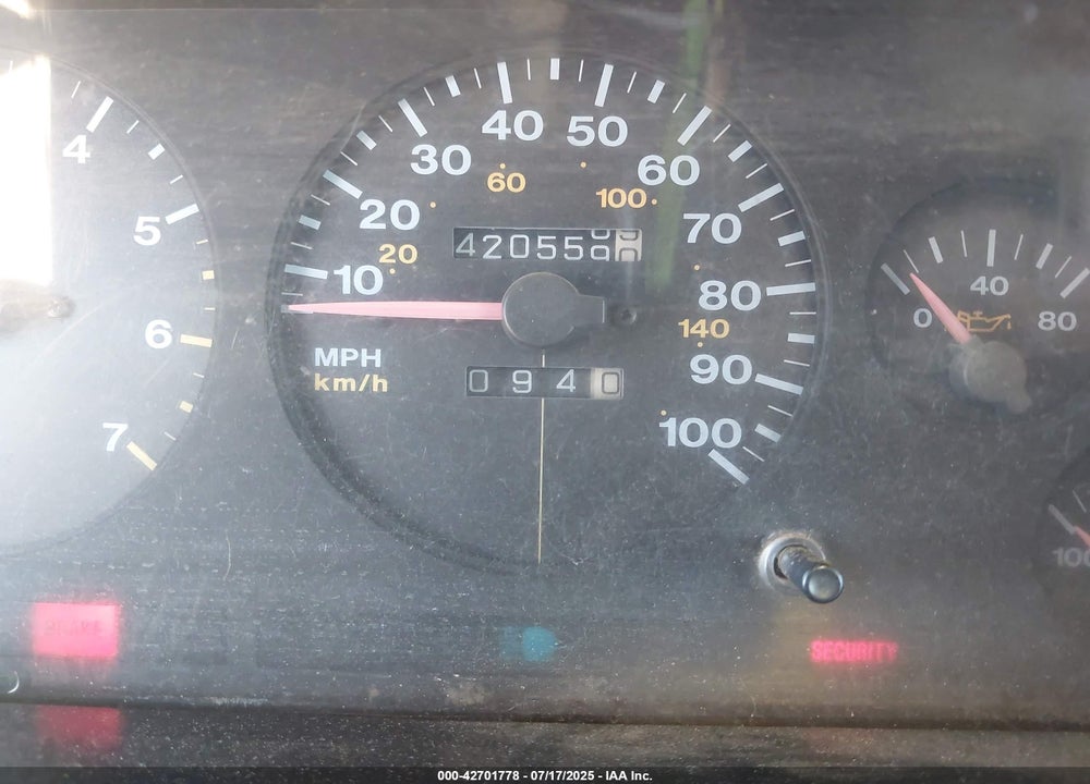 1994 JEEP GRAND CHEROKEE LAREDO VIN: 1J4GZ58S2RC118502