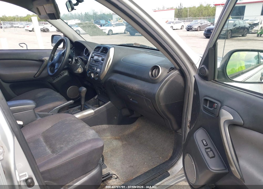 2005 TOYOTA RAV4 VIN: JTEGD20V750073217