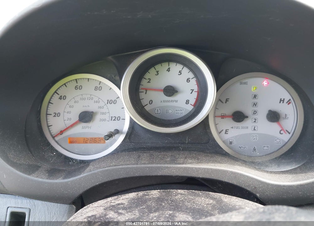 2005 TOYOTA RAV4 VIN: JTEGD20V750073217