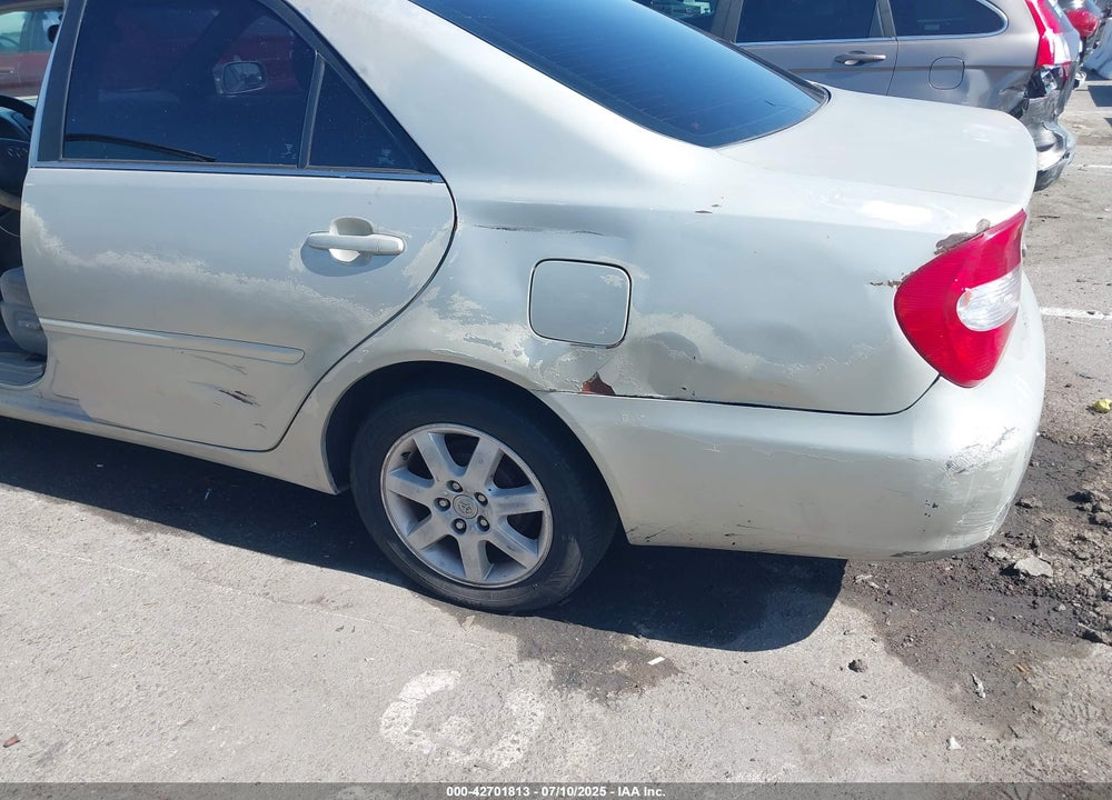 2004 TOYOTA CAMRY LE VIN: 4T1BE32K84U341747