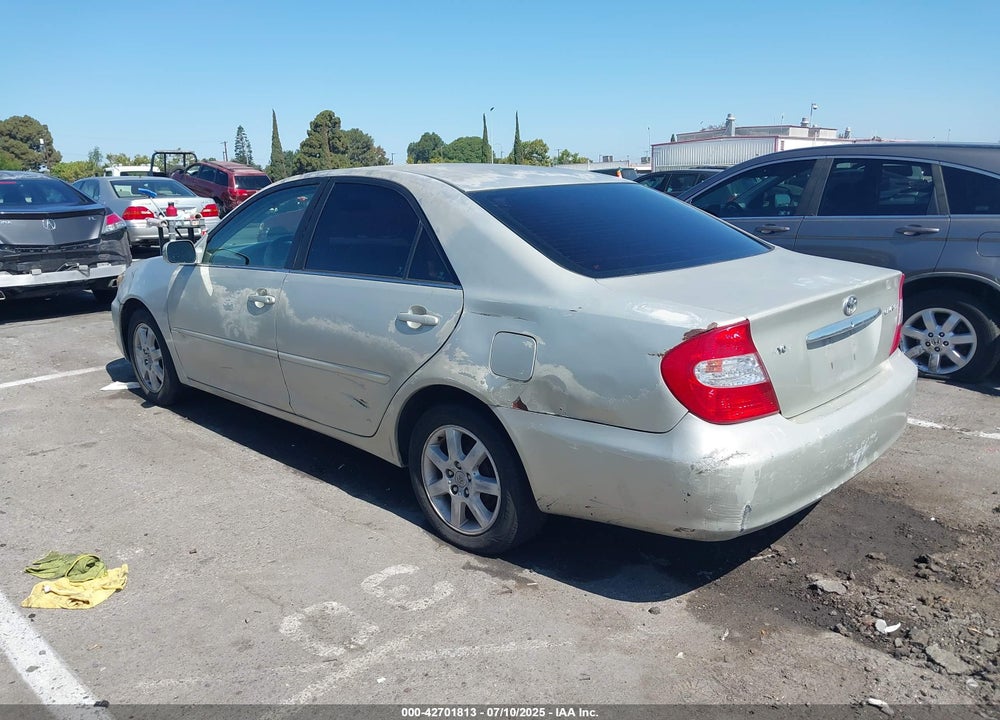 2004 TOYOTA CAMRY LE VIN: 4T1BE32K84U341747