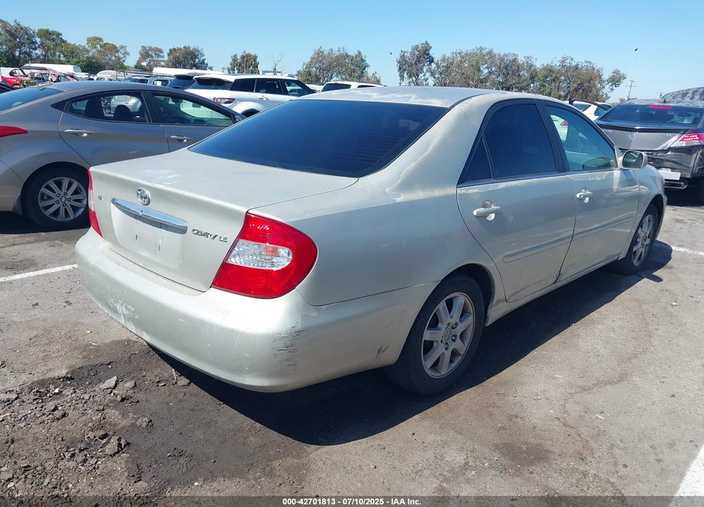 2004 TOYOTA CAMRY LE VIN: 4T1BE32K84U341747