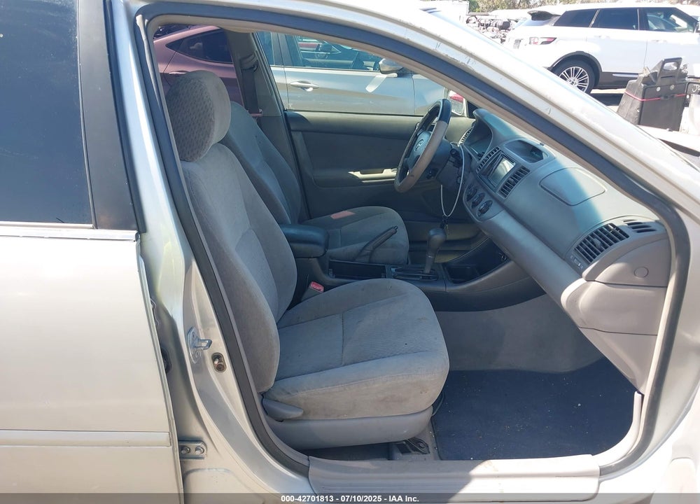 2004 TOYOTA CAMRY LE VIN: 4T1BE32K84U341747