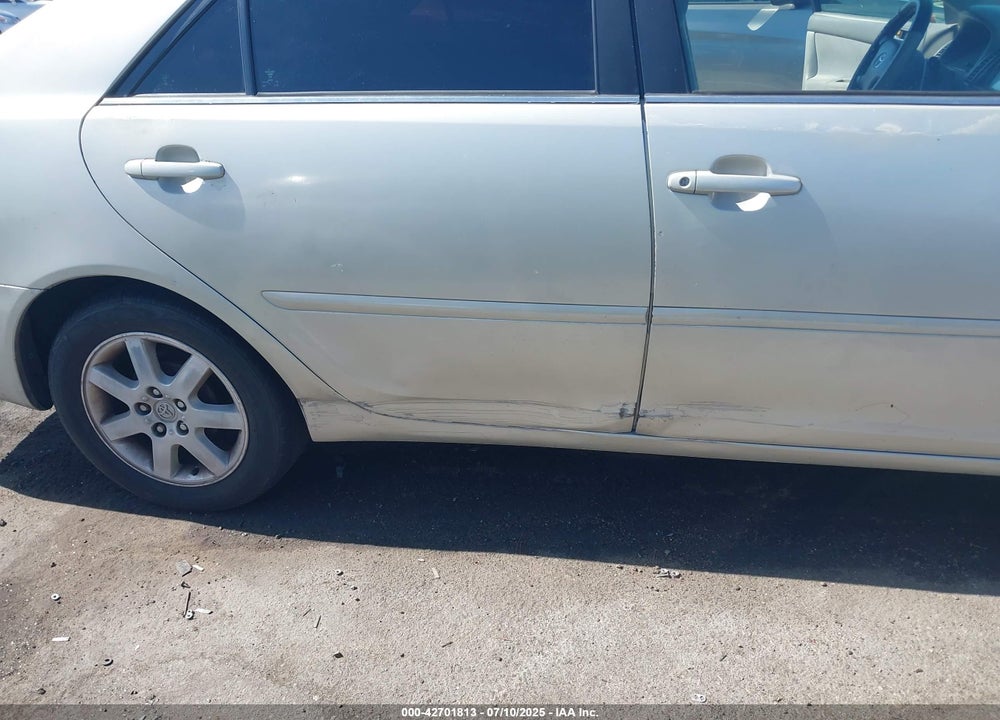 2004 TOYOTA CAMRY LE VIN: 4T1BE32K84U341747