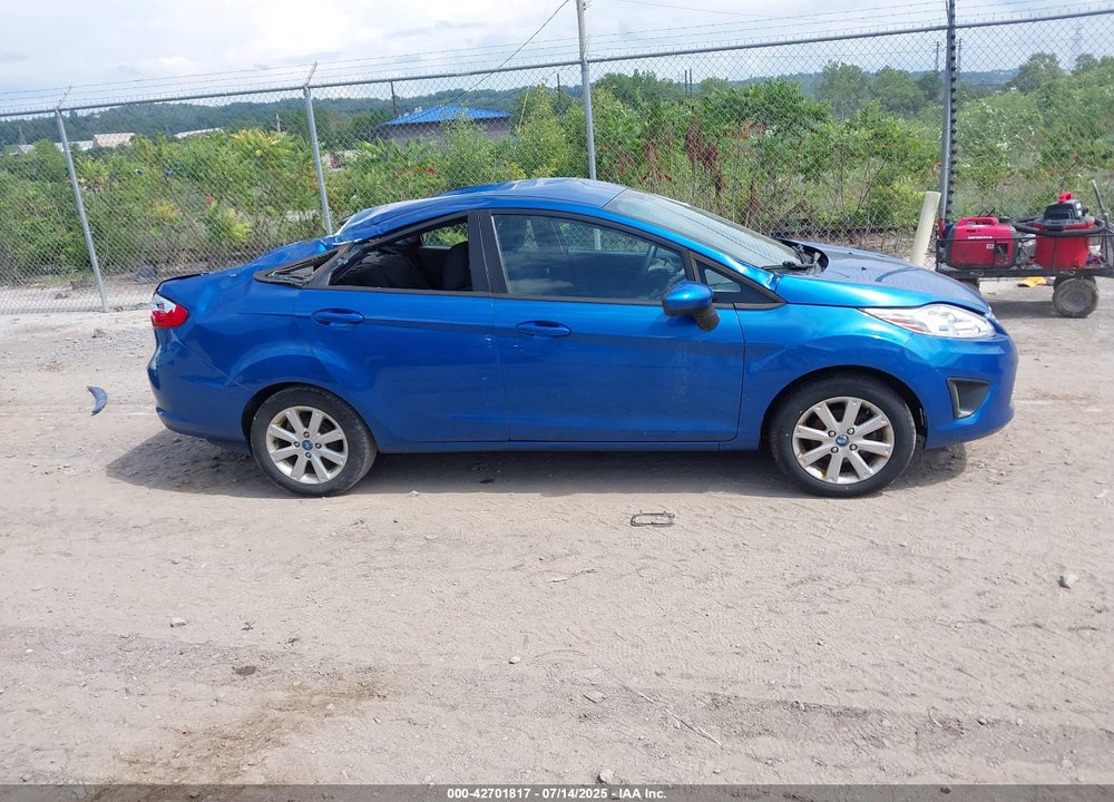2011 FORD FIESTA VIN: 3FADP4BJ7BM156469