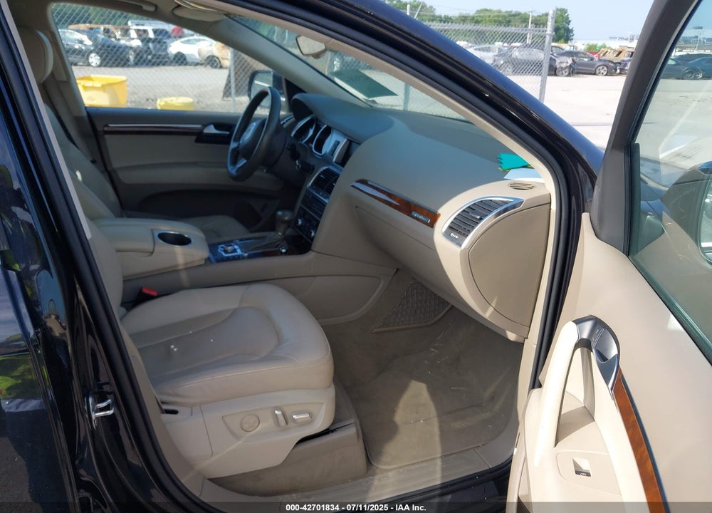 2013 AUDI Q7 VIN: WA1VMAFE1DD013710