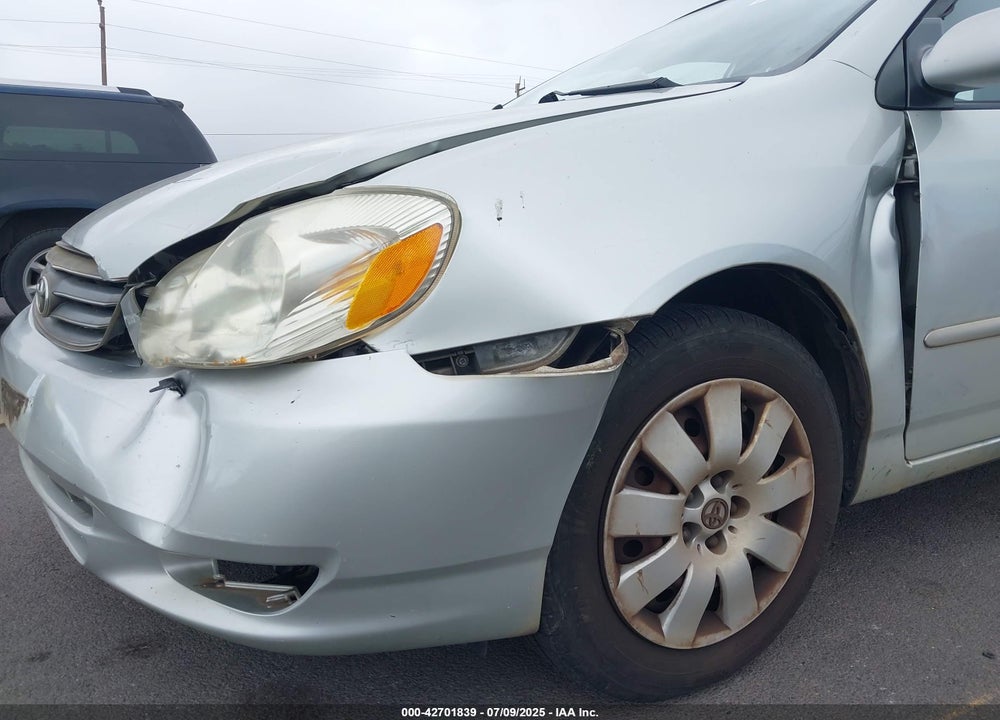 2004 TOYOTA COROLLA LE VIN: JTDBR38E042038063