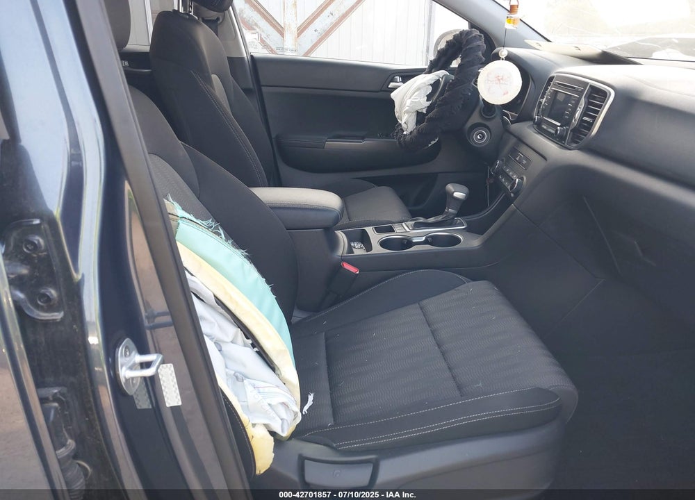 2019 KIA SPORTAGE VIN: KNDPMCAC6K7619127