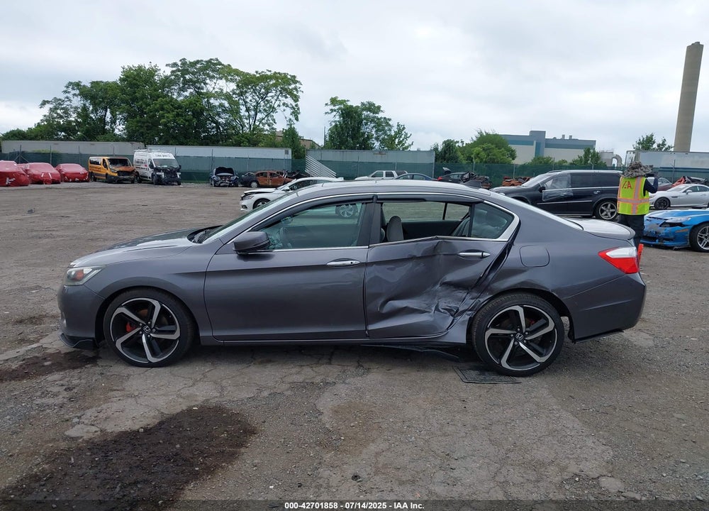 2015 HONDA ACCORD VIN: 1HGCR2F72FA122009