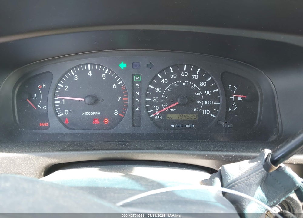 1999 TOYOTA SIENNA LE VIN: 4T3ZF13C8XU109975