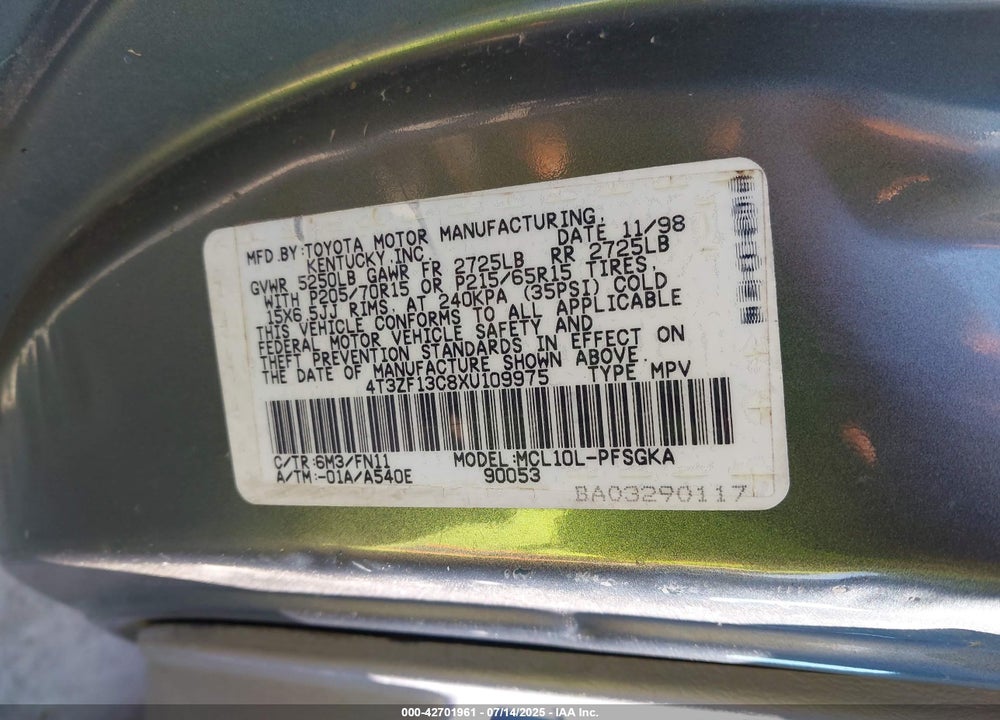 1999 TOYOTA SIENNA LE VIN: 4T3ZF13C8XU109975