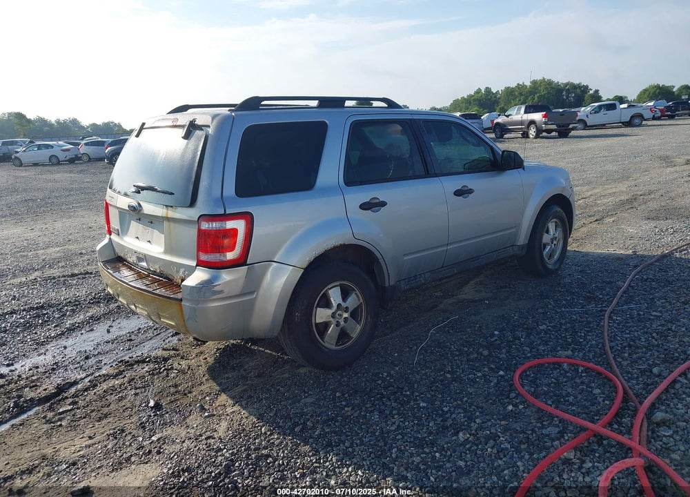 2011 FORD ESCAPE VIN: 1FMCU9D72BKC01477