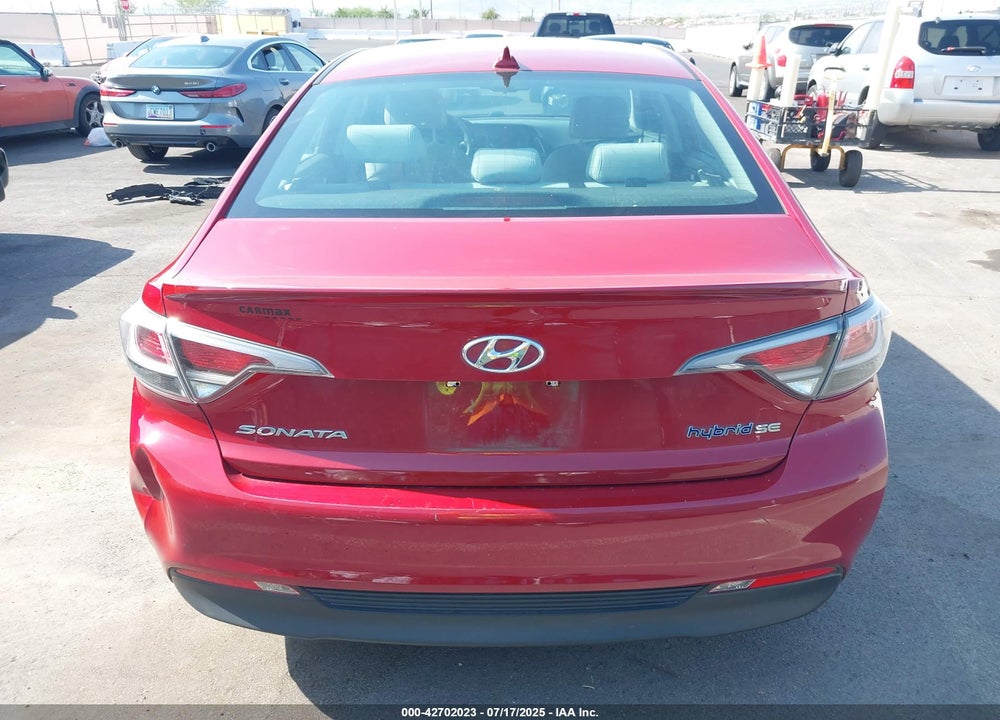 2016 HYUNDAI SONATA HYBRID VIN: KMHE24L19GA016435