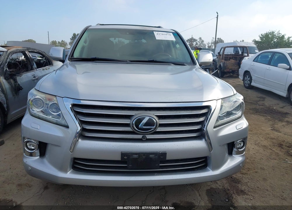 2015 LEXUS LX570 VIN: JTJHY7AX3F4185269