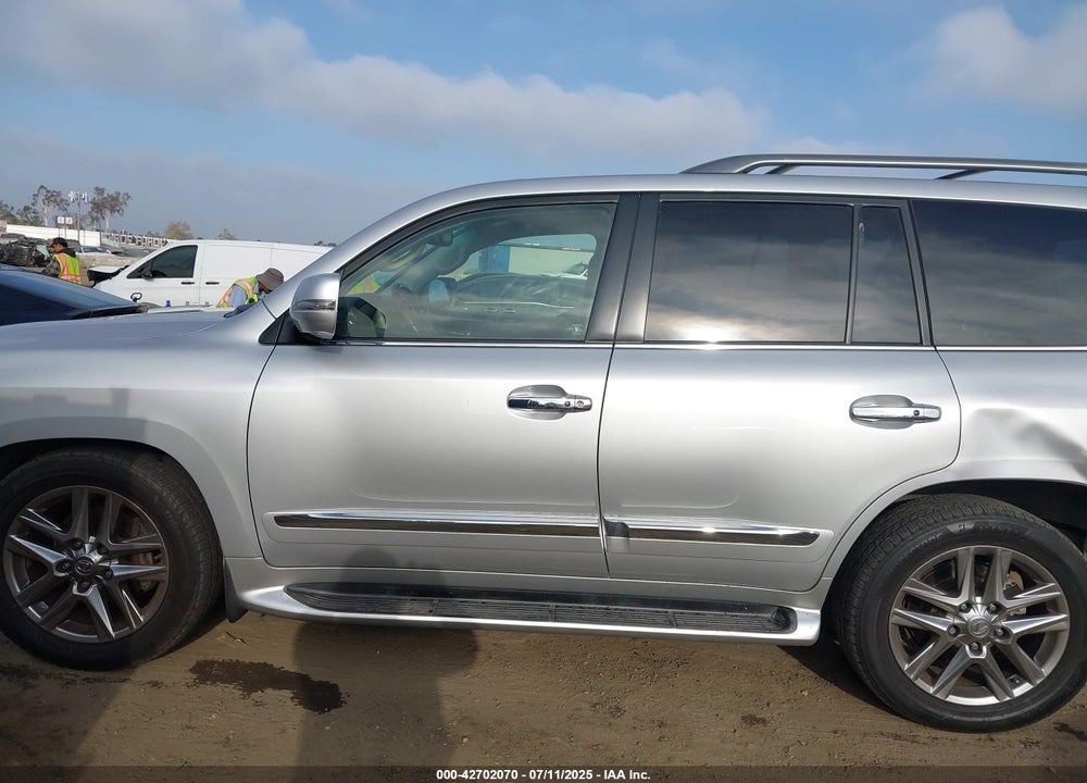 2015 LEXUS LX570 VIN: JTJHY7AX3F4185269