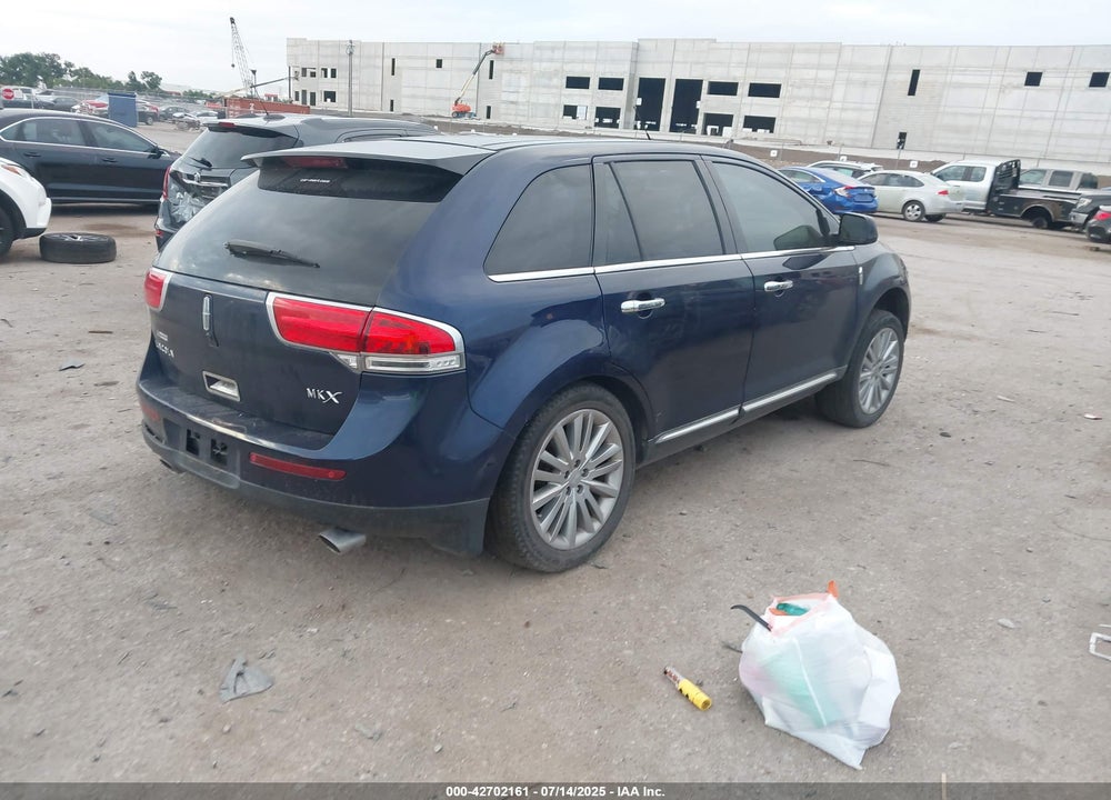 2011 LINCOLN MKX VIN: 2LMDJ6JK0BBJ03812