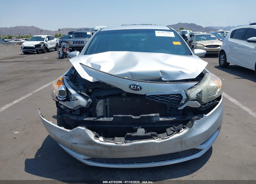 2016 KIA FORTE VIN: KNAFK4A60G5500538