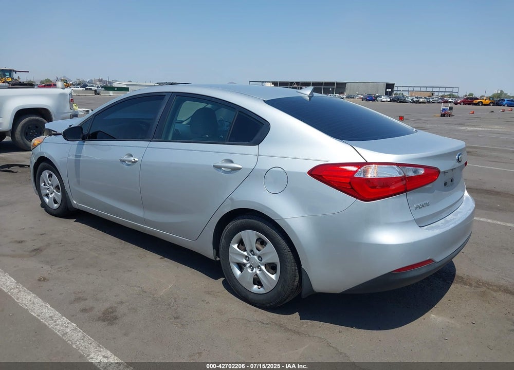 2016 KIA FORTE VIN: KNAFK4A60G5500538