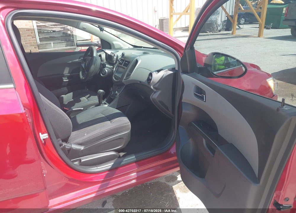 2016 CHEVROLET SONIC VIN: 1G1JC5SH5G4163086