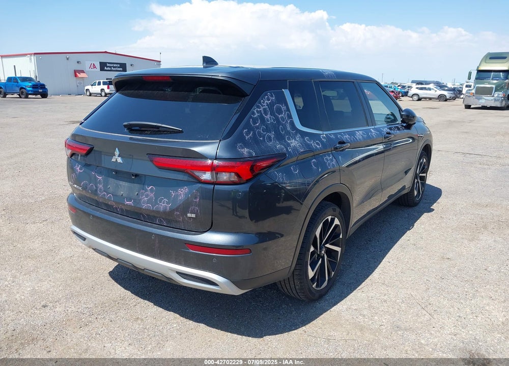 2024 MITSUBISHI OUTLANDER SE 2.5 S-AWC/SE BLACK EDITION S-AWC/SE BLACK EDITION W/PANO ROOF S-AWC/SE RALLIART S-AWC VIN: JA4J4VA82RZ050962