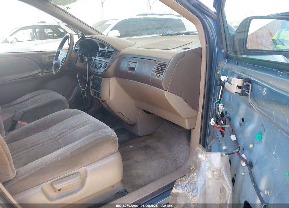 2001 TOYOTA SIENNA VIN: 4T3ZF19C51U381009