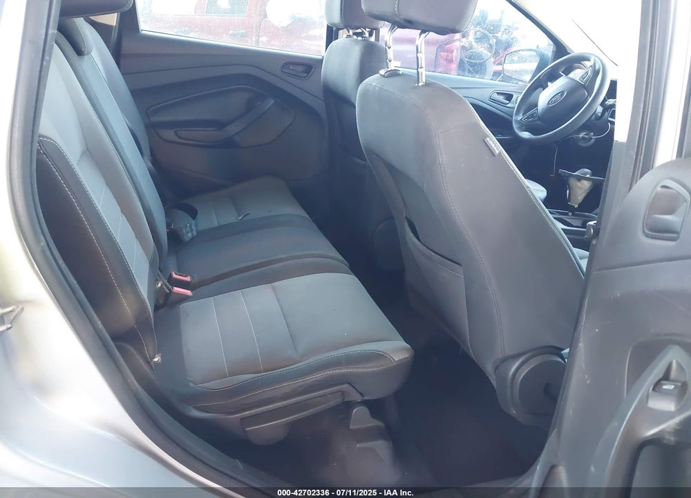 2017 FORD ESCAPE VIN: 1FMCU0F70HUB89318