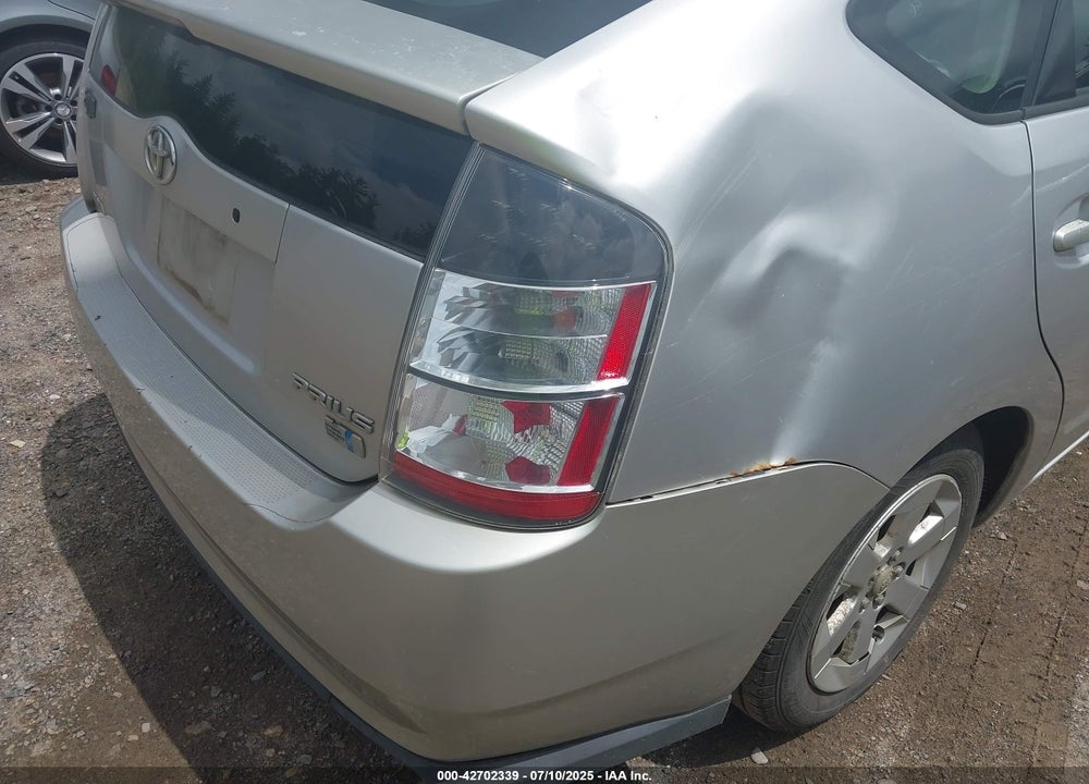 2005 TOYOTA PRIUS VIN: JTDKB20U257004924