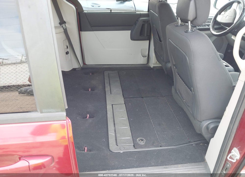 2010 DODGE GRAND CARAVAN VIN: 2D4RN6DX9AR390836