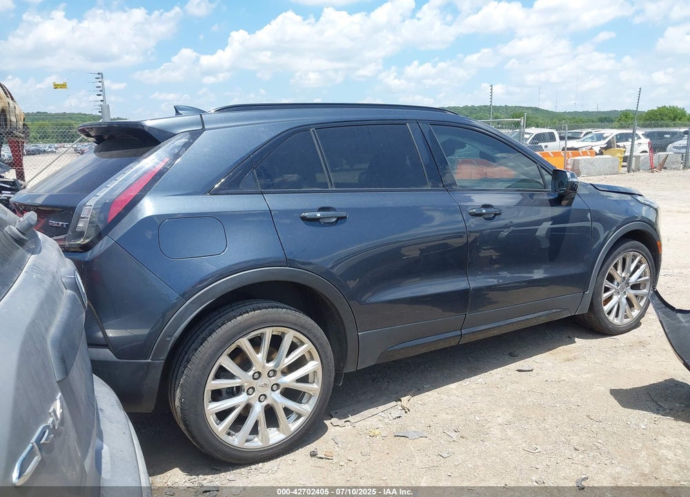 2019 CADILLAC XT4 VIN: 1GYFZER45KF189063