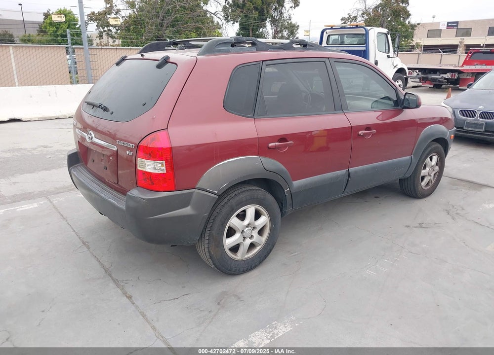 2005 HYUNDAI TUCSON GLS/LX VIN: KM8JN12D95U148445