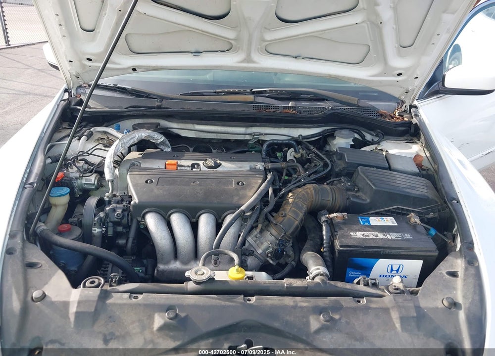 2004 HONDA ACCORD VIN: 3HGCM56384G708919