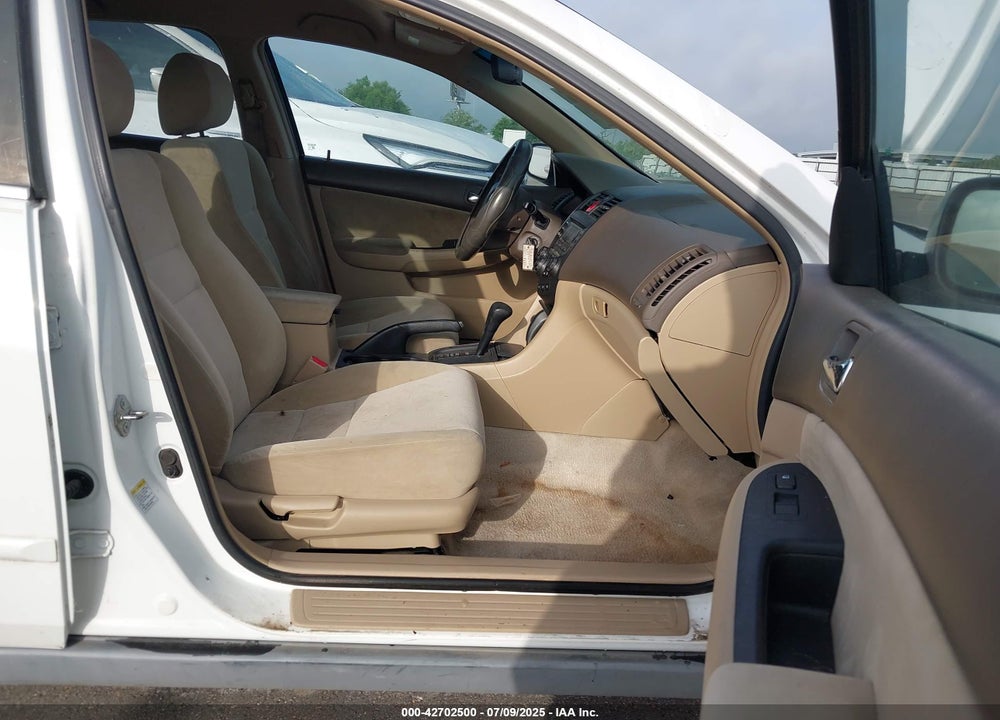2004 HONDA ACCORD VIN: 3HGCM56384G708919