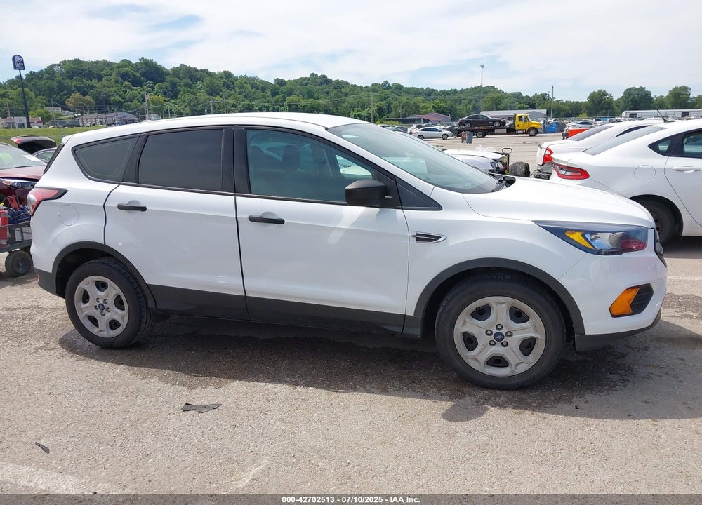2018 FORD ESCAPE VIN: 1FMCU0F75JUA94274