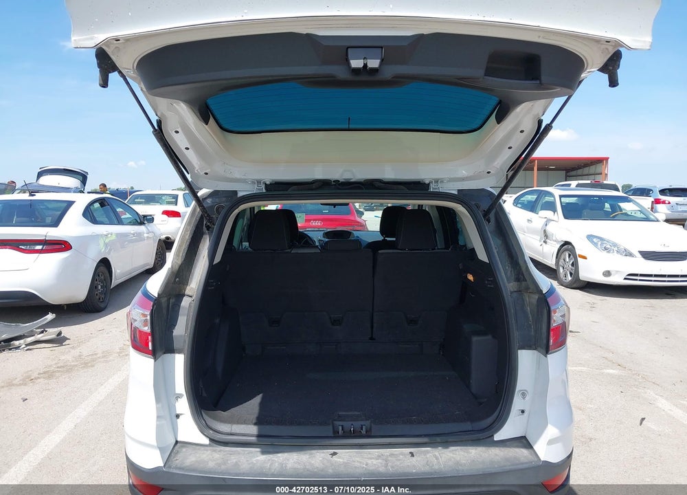 2018 FORD ESCAPE VIN: 1FMCU0F75JUA94274